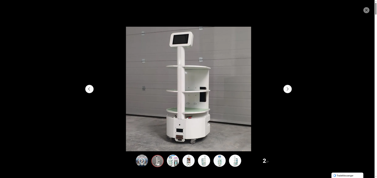 Hotel Robot with Advertising Screen: Multi-Functional Delivery Service, Food Delivery   Advertising, Multi-Purpose